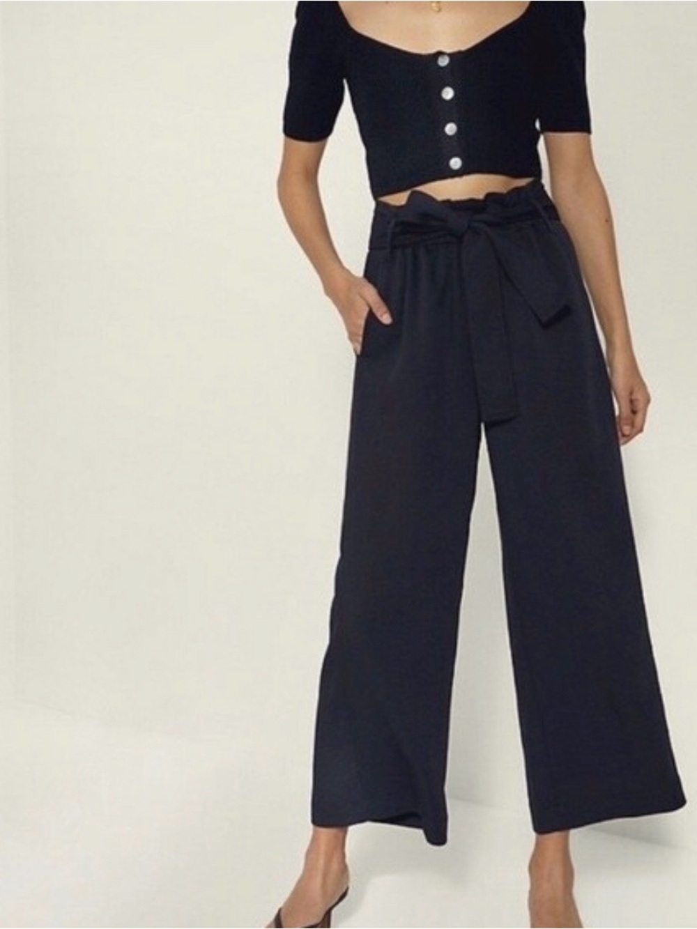 Wilfred Black High-Waist Paperbag Gelas Wide-Leg Crop Trouser Pant